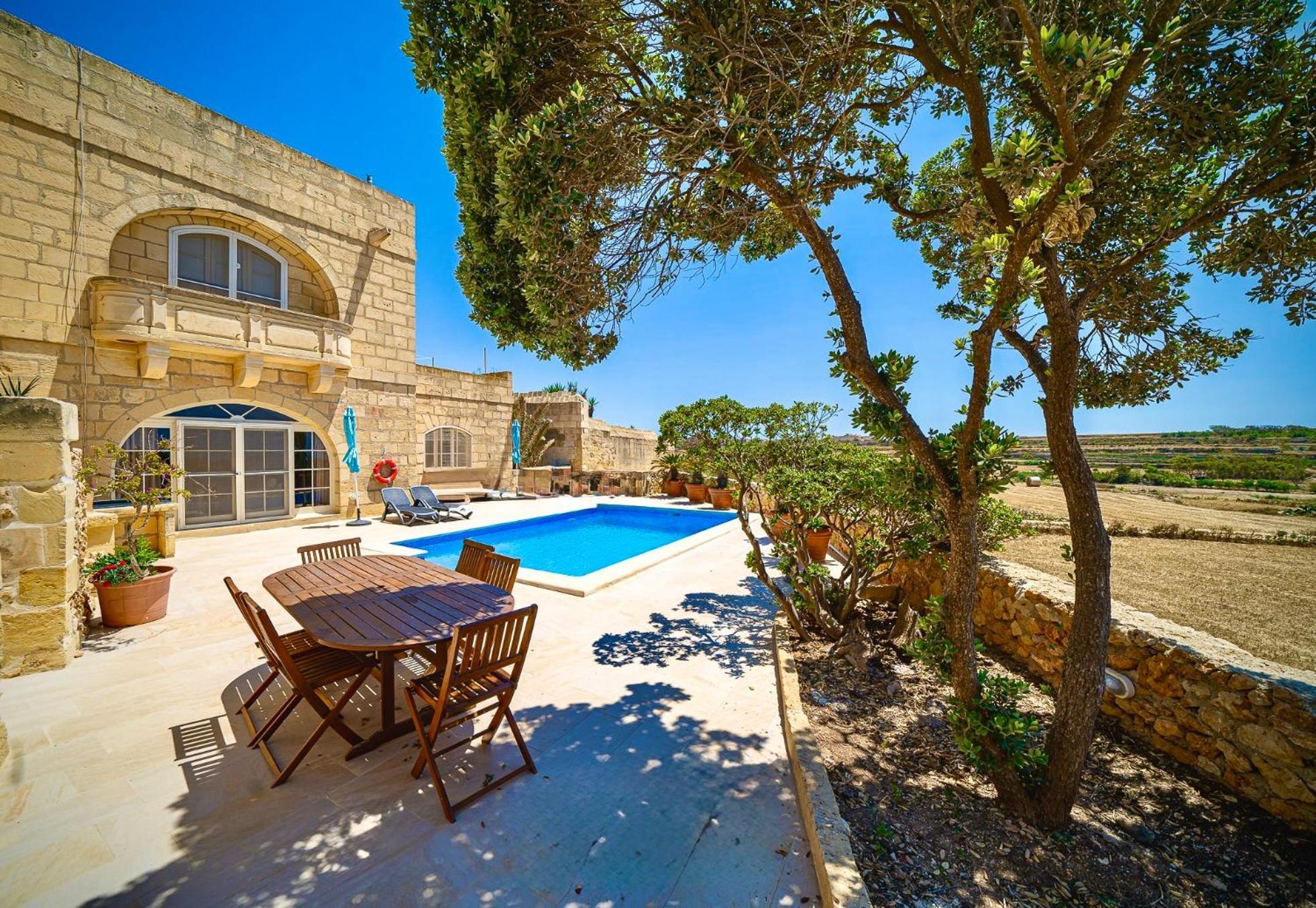 Lonza Gharb Farmhouse エクステリア 写真